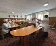 «Академиялык мобилдүүлүк» ички келишиминин алкагында медициналык колледждер ортосунда онлайн сабактар (гостевые лекции) өтүлдү.